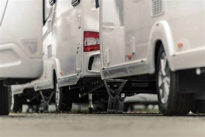 Are there any recalls on the Winnebago Adventurer?