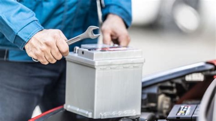 Do brand new batteries need to be charged?