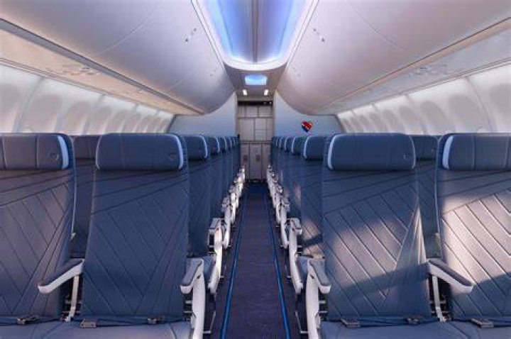 How big is the interior of an intruder 2000?