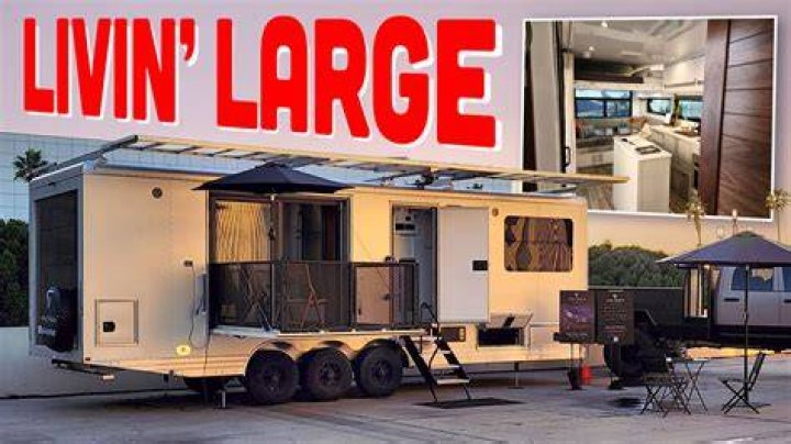 How much does a Dutchmen travel trailer cost?