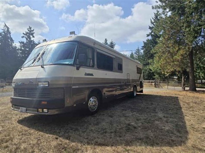 Is the 1991 Monaco Beaver Contessa in good condition?