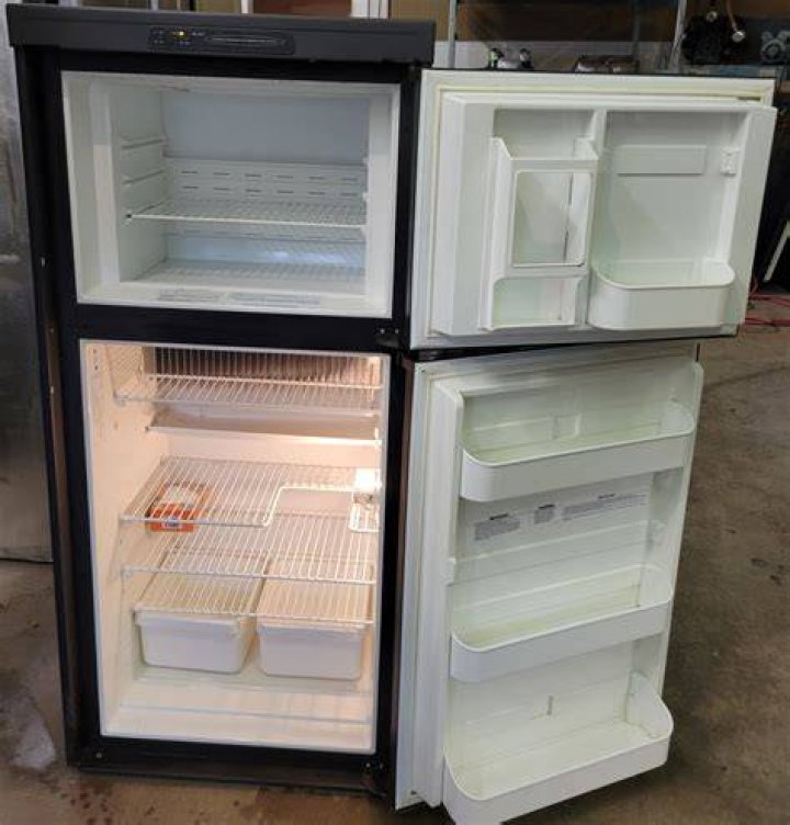 Is the Dometic rm2652 refrigerator in good condition?