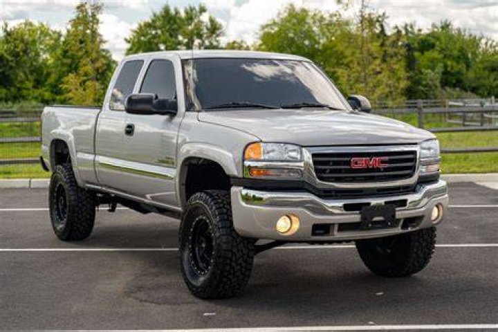 What is a 2011 Sierra 1500 worth?