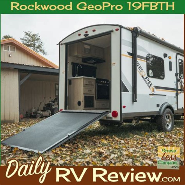 What kind of bed does Rockwood Geo pro 19fd have?