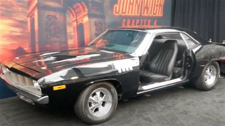 What kind of car is the 2014 Itasca SunCruiser?