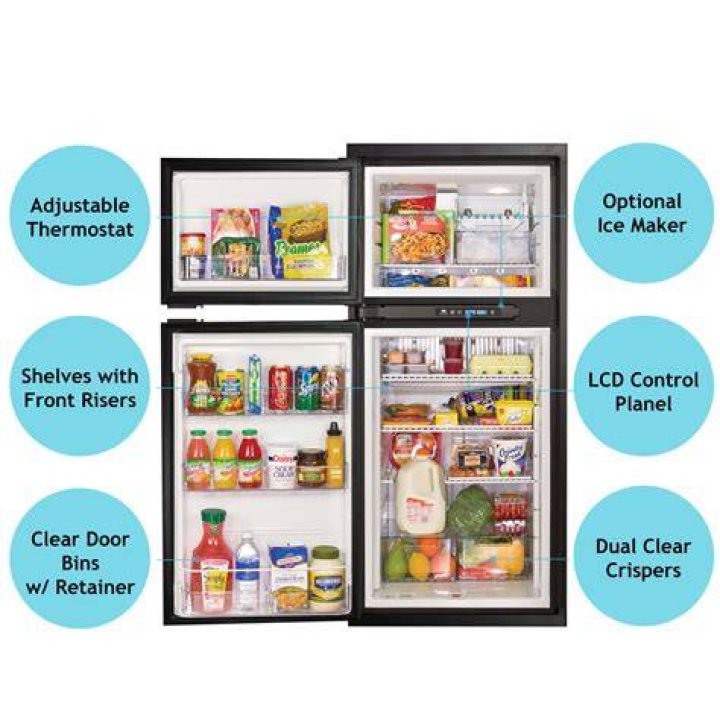 What kind of power does a Norcold refrigerator use?