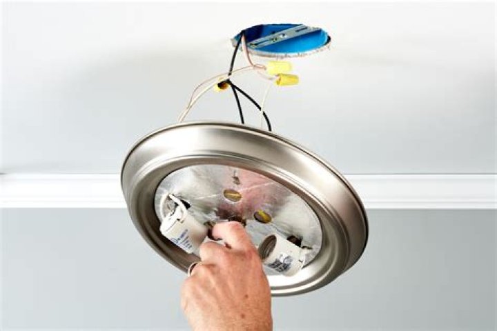 What should I do if my ceiling light fixture is not working?
