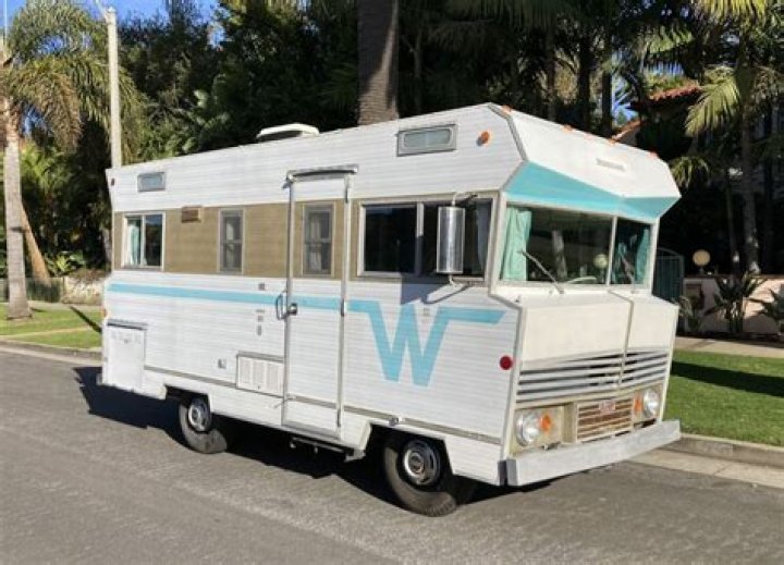 What was the model of the 2008 Winnebago?
