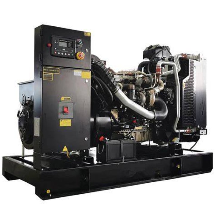 Will generator start with dead battery?